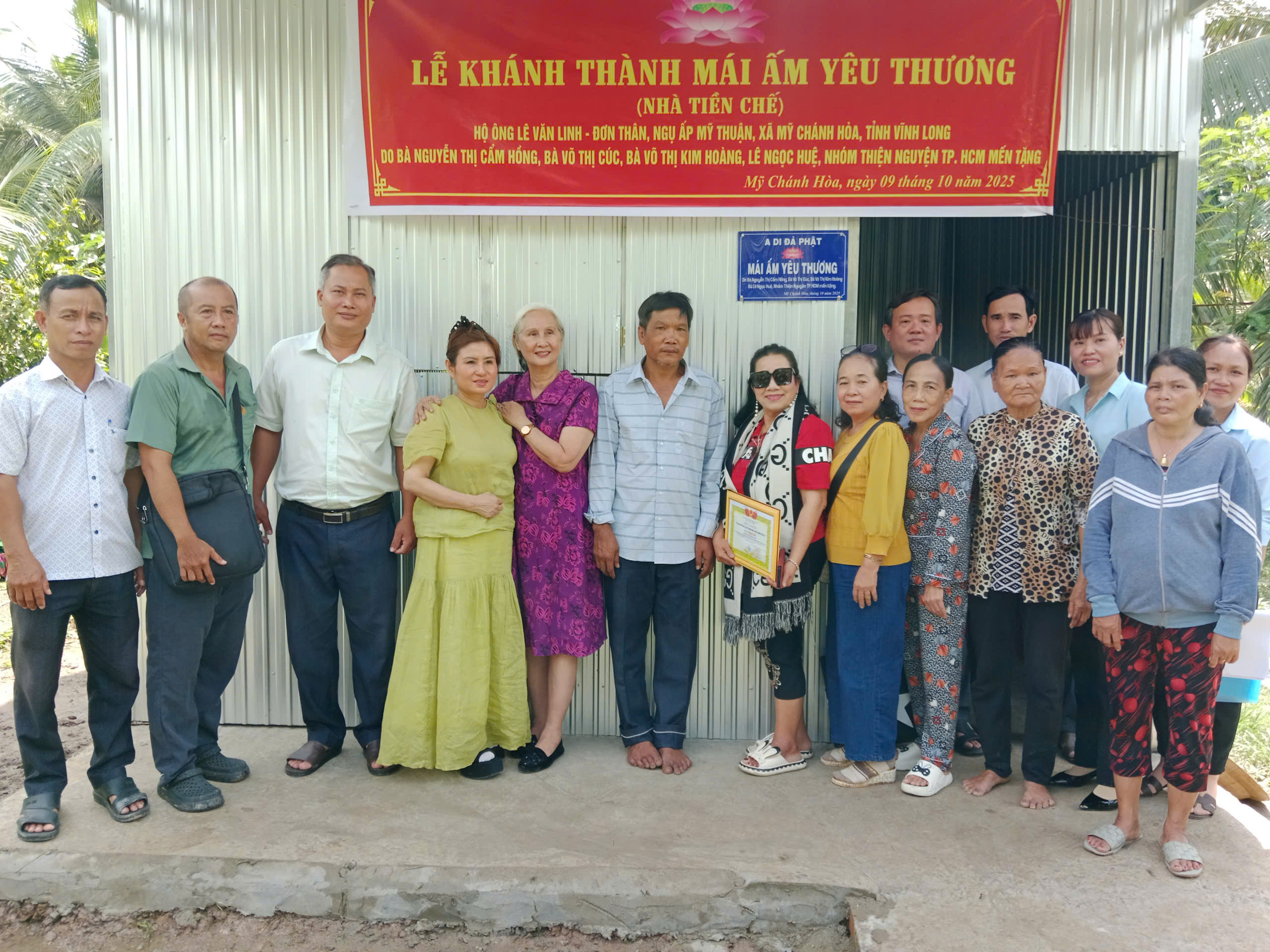 Xã Mỹ Chánh Hòa tổ chức bàn giao Nhà “Mái Ấm Yêu Thương” cho hộ nghèo